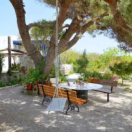 Vichou * Adamantas (Milos)