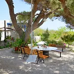Vichou * Adamantas (Milos)