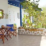 Vichou * Adamantas (Milos)