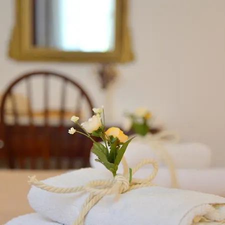 Vichou * Adamantas (Milos)